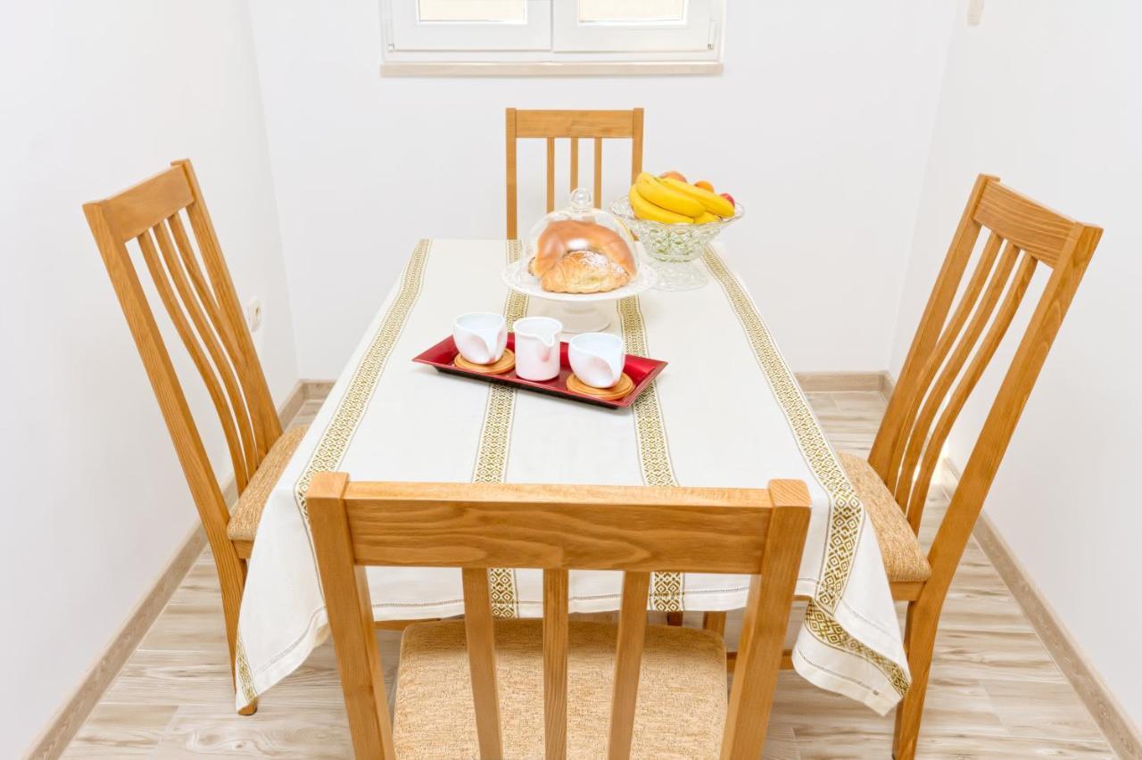 Apartman More&Maslina Drasnice Εξωτερικό φωτογραφία