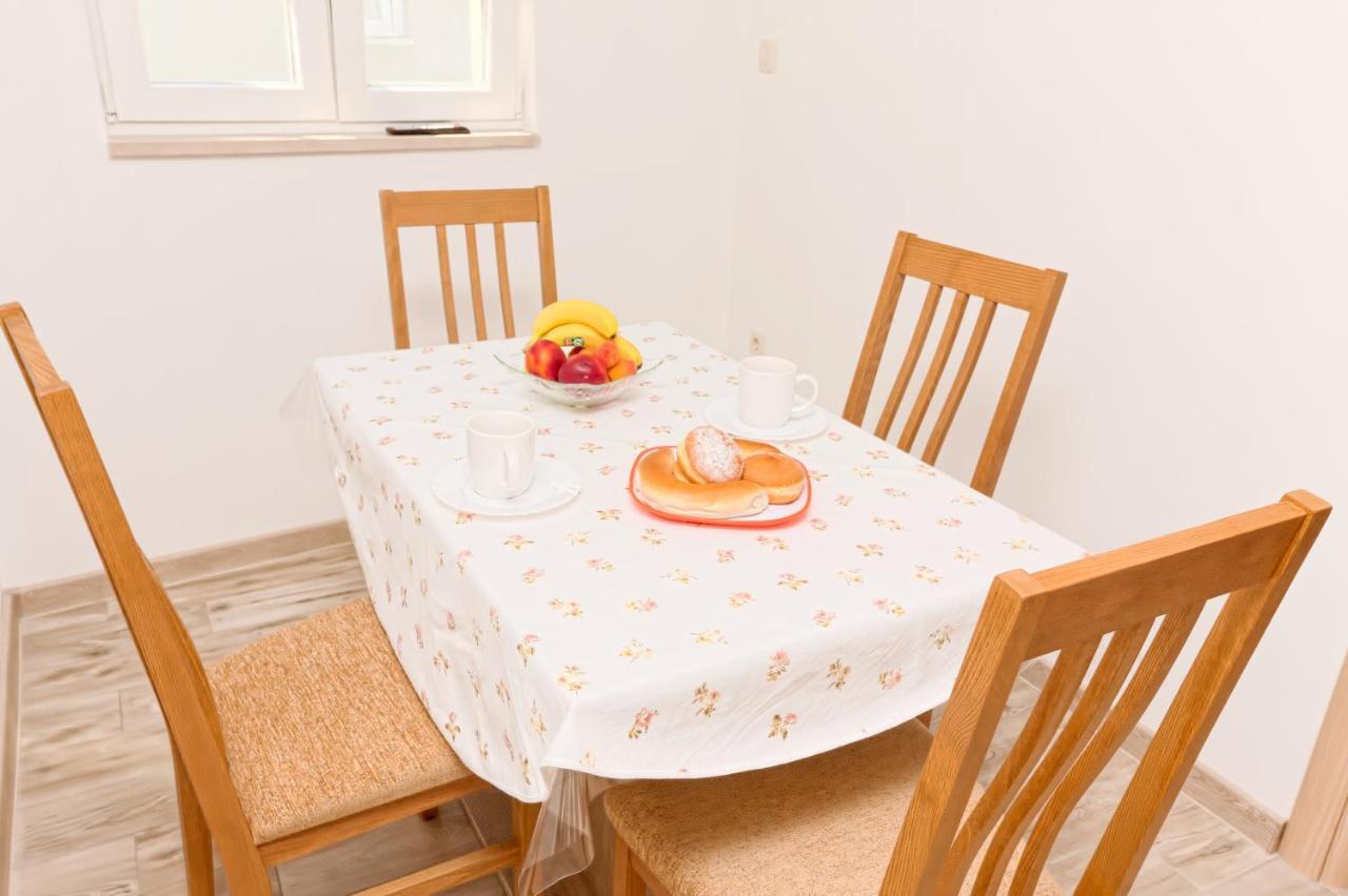 Apartman More&Maslina Drasnice Εξωτερικό φωτογραφία